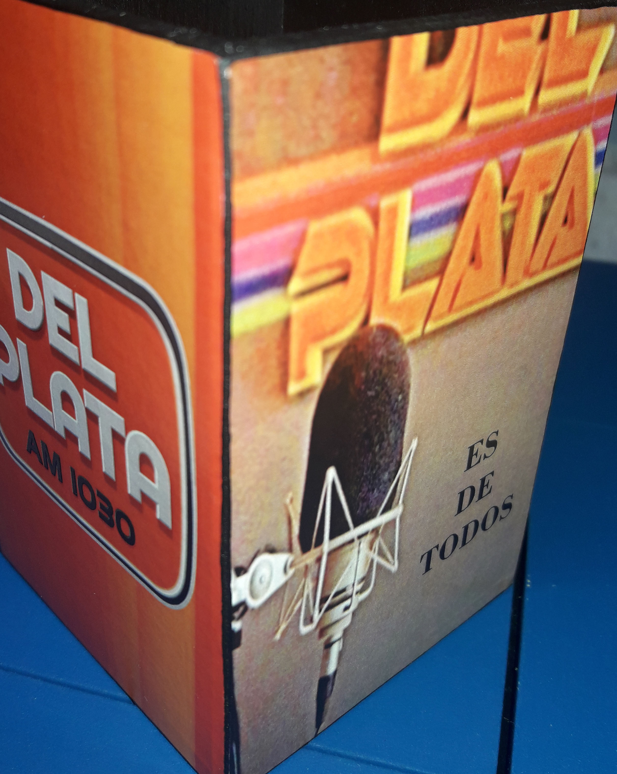 Presente a la Radio del Plata